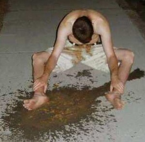 Name:  puke_aftermath.jpg
Views: 124
Size:  25.2 KB