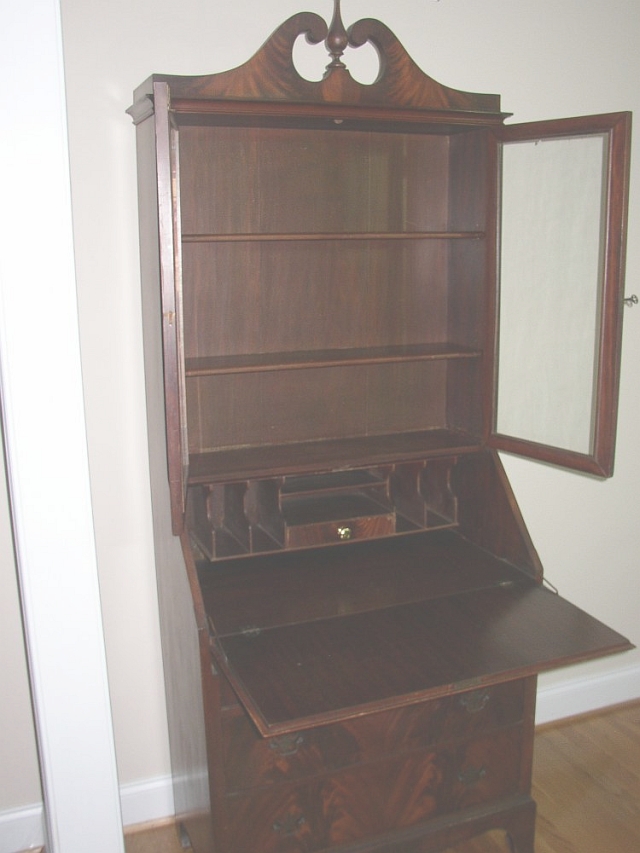 Name:  Secretary B - Use.jpg
Views: 1668
Size:  252.9 KB