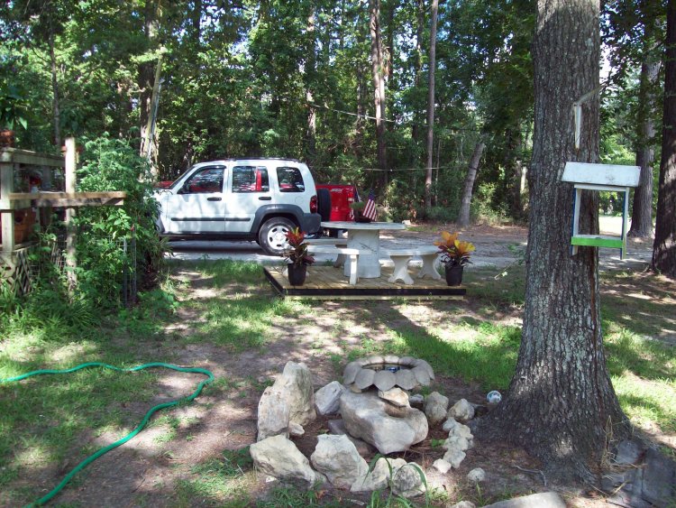 Name:  DECK AND TABLE 002.jpg
Views: 280
Size:  158.8 KB