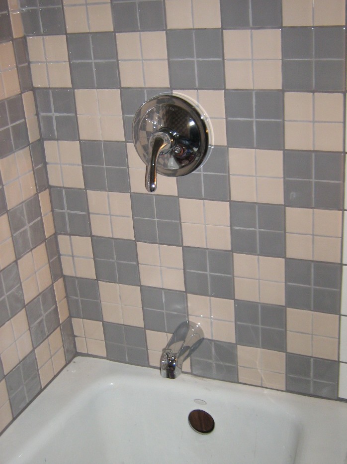 Name:  shower handle installed.JPG
Views: 494
Size:  113.4 KB