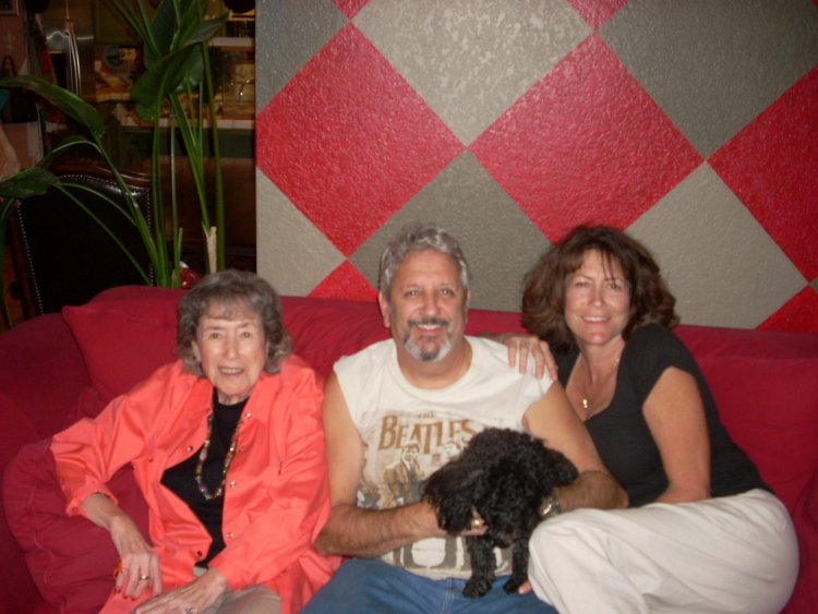 Name: mike and caitlan 10 09 018.jpg
Views: 222
Size: 72.6 KB