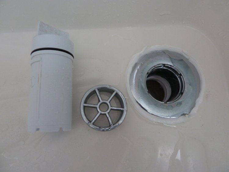 Name:  shower02.jpg
Views: 1869
Size:  31.8 KB