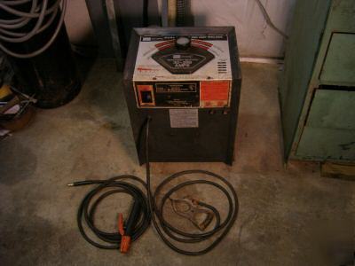 Name:  welder-1.jpg
Views: 74
Size:  16.8 KB