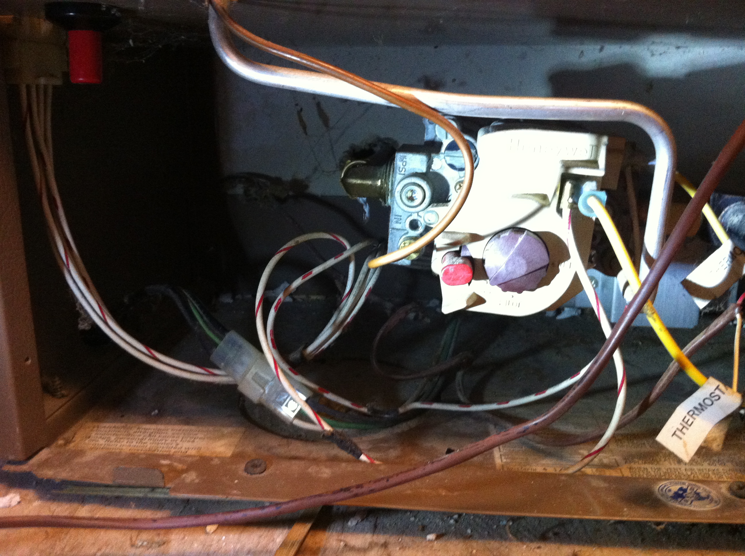 Name: EmpireHeaterCloseup.JPG
Views: 1023
Size: 1.85 MB