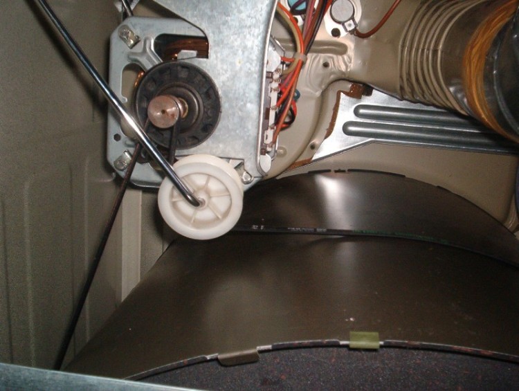 Clothes dryer tighten belt tension