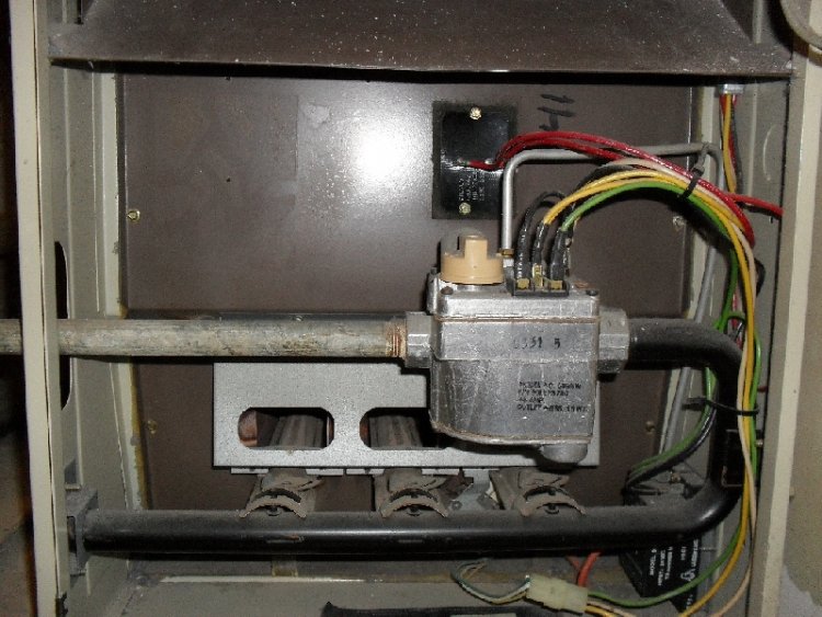 Gas Furnace Fan Occassionally Keeps Running After Burner ... black wire honeywell thermostat wiring 