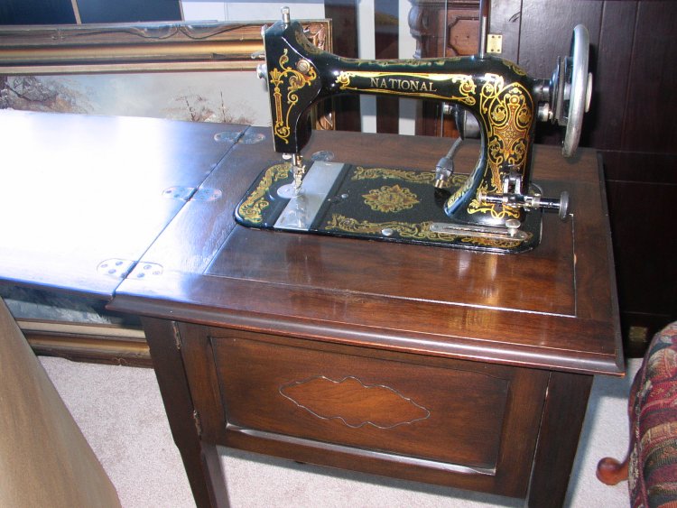 How much is a 1922 slot machine worth