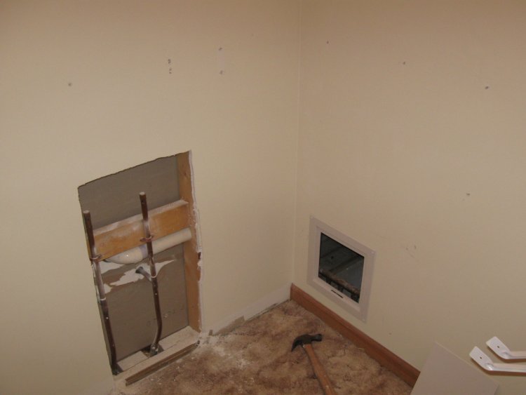 Moving washer, tapping into drain pipe