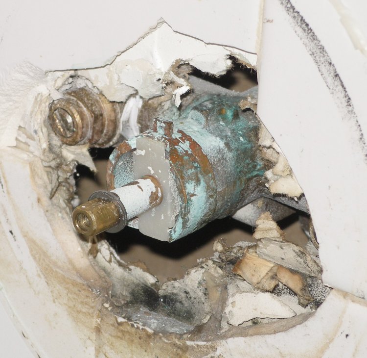 How to move Shower Knob off position